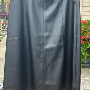 Ann Taylor Sleek Black A-Line Skirt